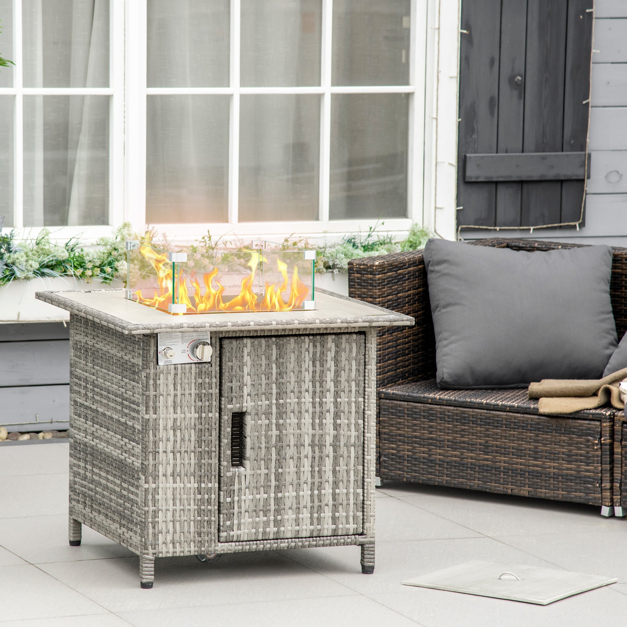 Grey Outdoor Stylish Rattan Gas Powered Fire Pit Table