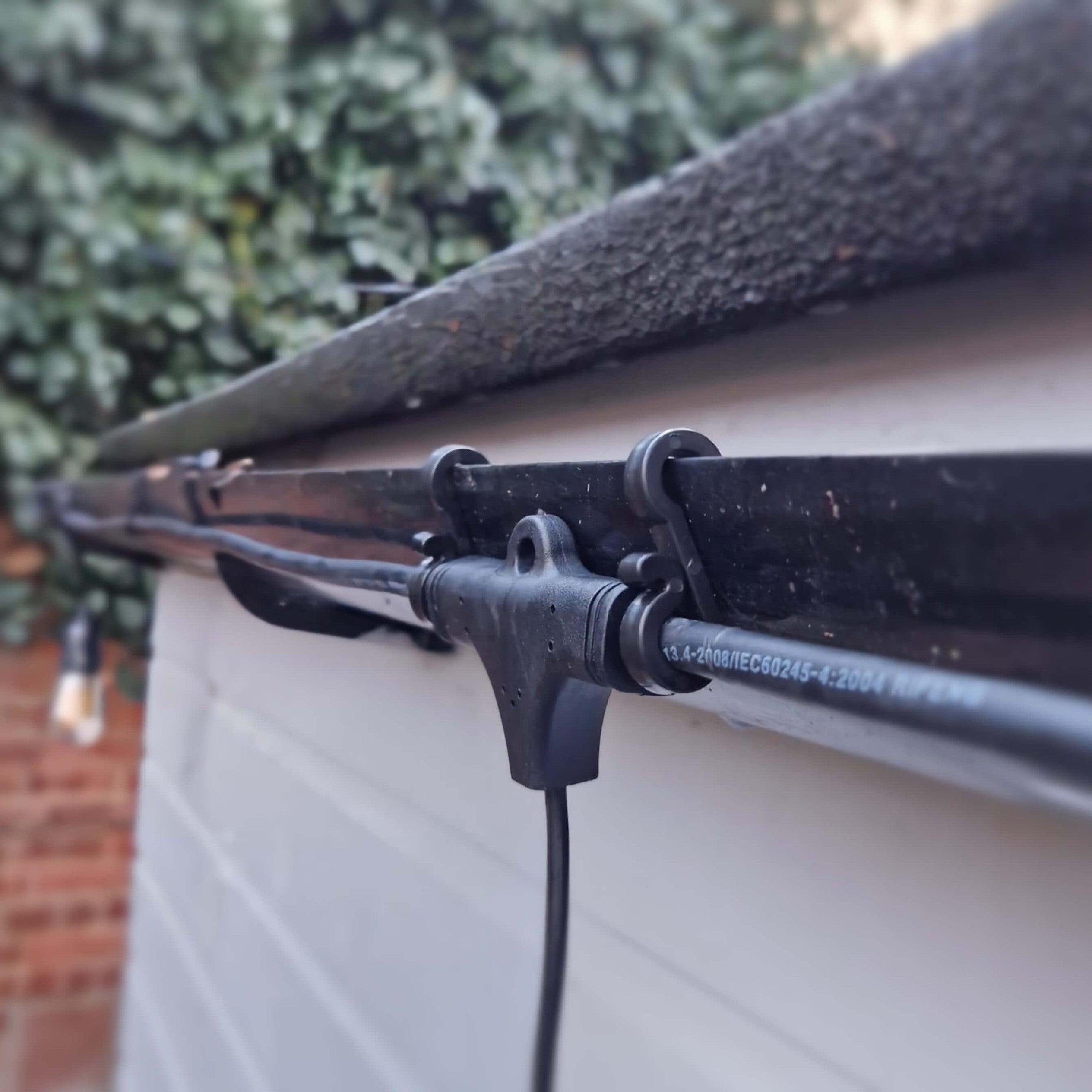 20 x Black Guttering Hanging Clips / S Clips for String Lights ...